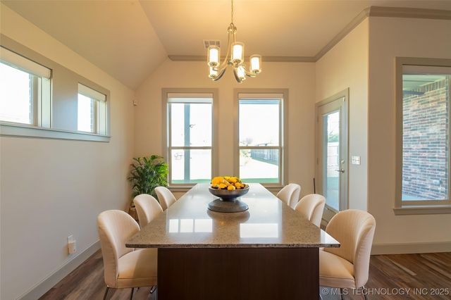 631 E 126th Street, Jenks, OK 74037