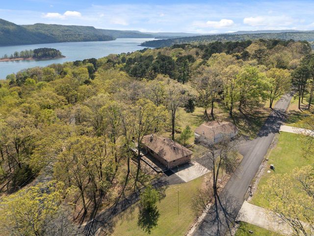399 Shore Drive, Shirley, AR 72153