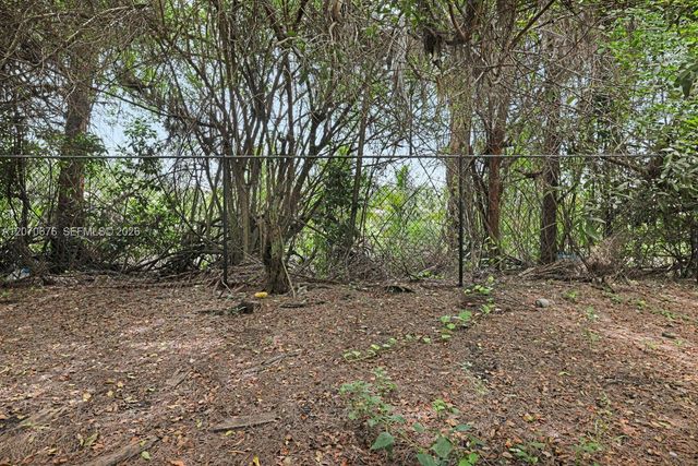 1700 SE 31st Court, Homestead, FL 33035