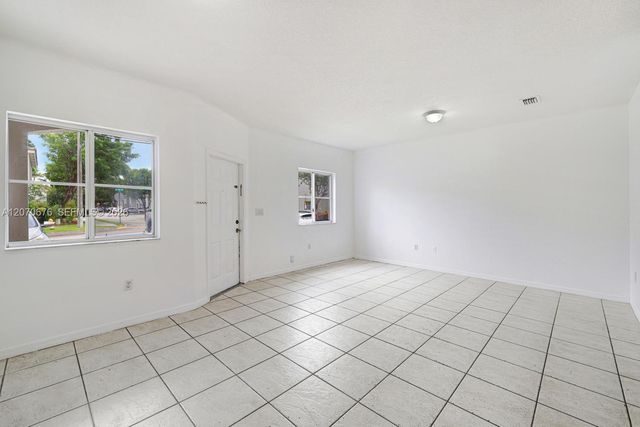 1700 SE 31st Court, Homestead, FL 33035