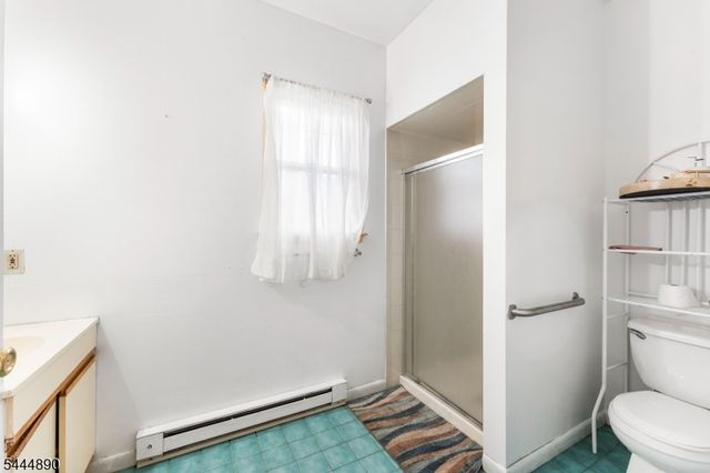 312 E 1St Ave, Roselle Boro, NJ 07203