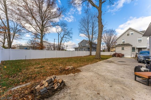 312 E 1St Ave, Roselle Boro, NJ 07203