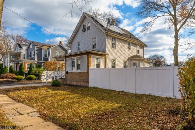 312 E 1St Ave, Roselle Boro, NJ 07203