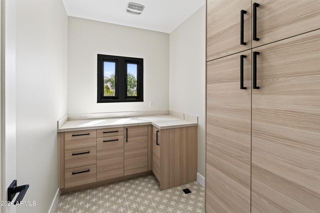 16348 E Arroyo Vista Drive B, Fountain Hills, AZ 85268