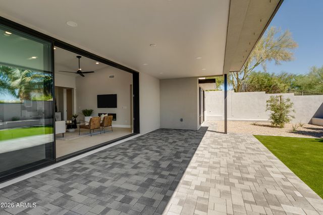 16348 E Arroyo Vista Drive B, Fountain Hills, AZ 85268