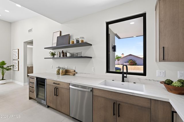 16348 E Arroyo Vista Drive B, Fountain Hills, AZ 85268