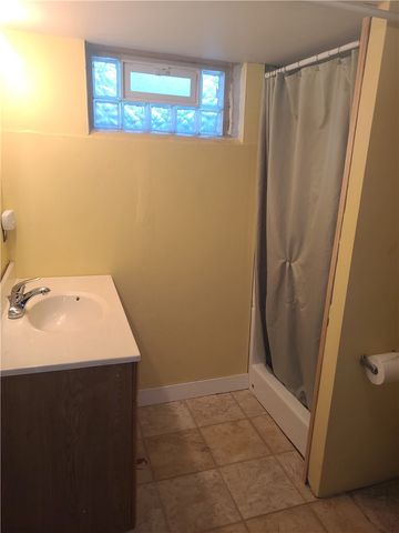 20 W Craig Hill Drive, Greece, NY 14626