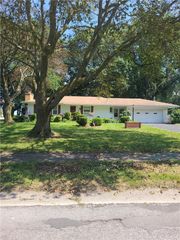 20 W Craig Hill Drive, Greece, NY 14626
