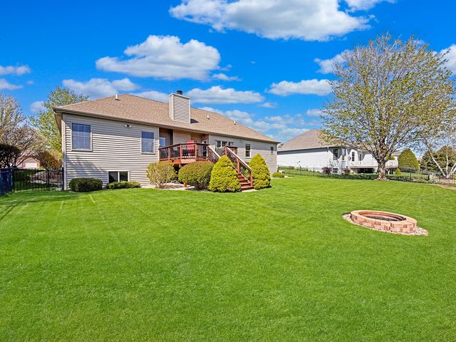 424 Billings Drive, Dekalb, IL 60115
