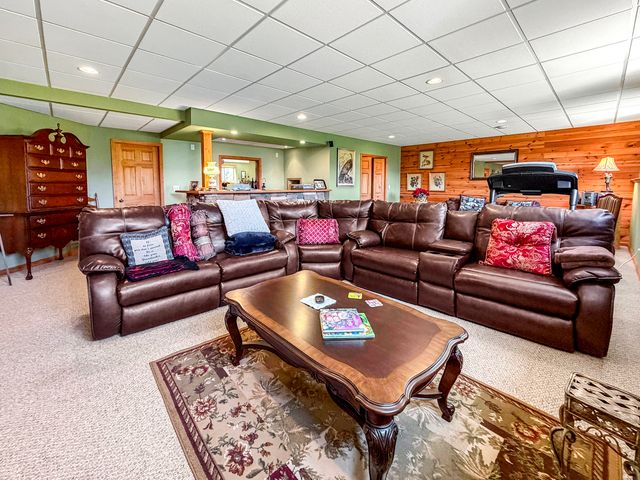 424 Billings Drive, Dekalb, IL 60115