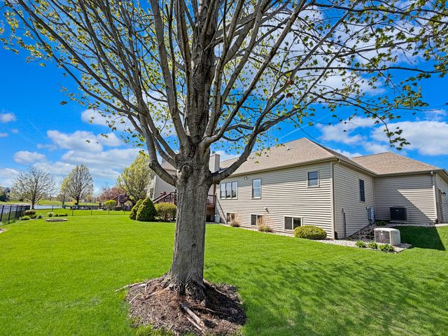 424 Billings Drive, Dekalb, IL 60115