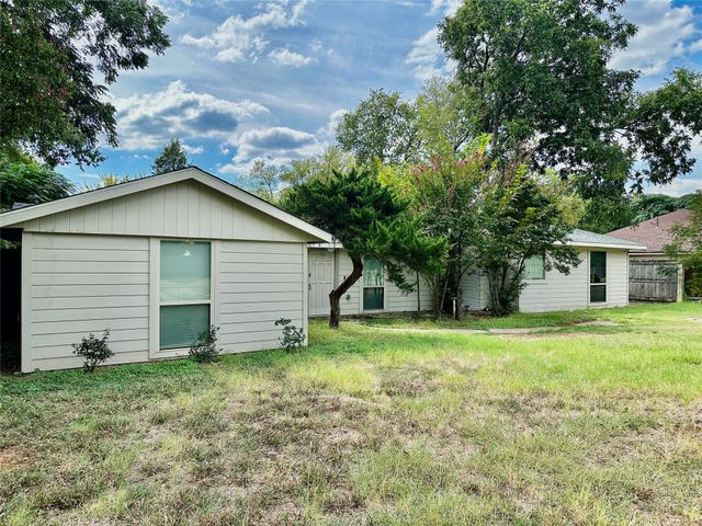 1716 W Mayfield Road, Arlington, TX 76015