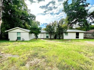 1716 W Mayfield Road, Arlington, TX 76015
