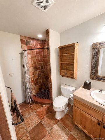 945 Oxford Lane, Colorado Springs, CO 80905