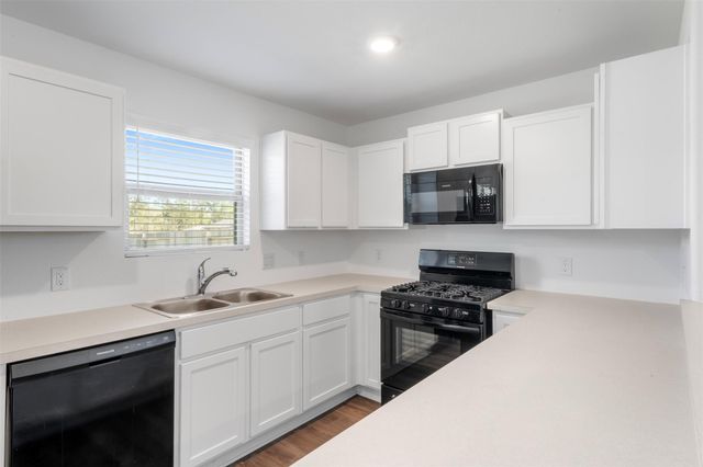 1027 Brighton Orchards Lane, Magnolia, TX 77354