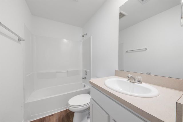 1027 Brighton Orchards Lane, Magnolia, TX 77354