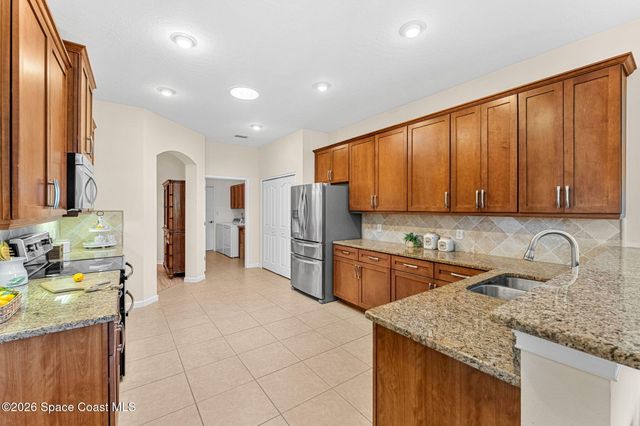 6957 Floristana Drive, Melbourne, FL 32940