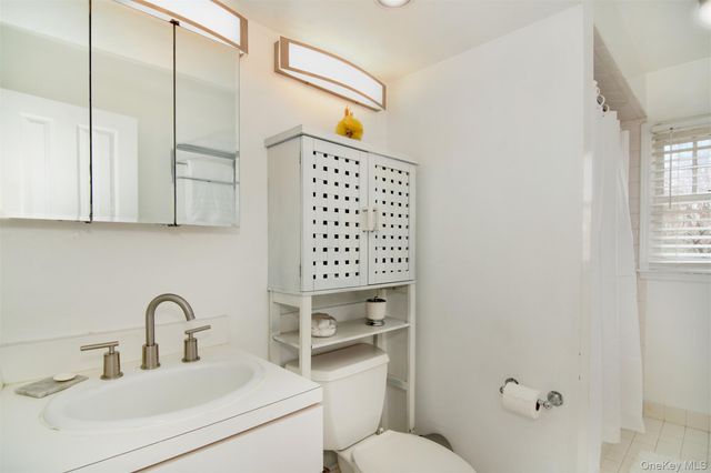 93 N Broadway, Irvington, NY 10533