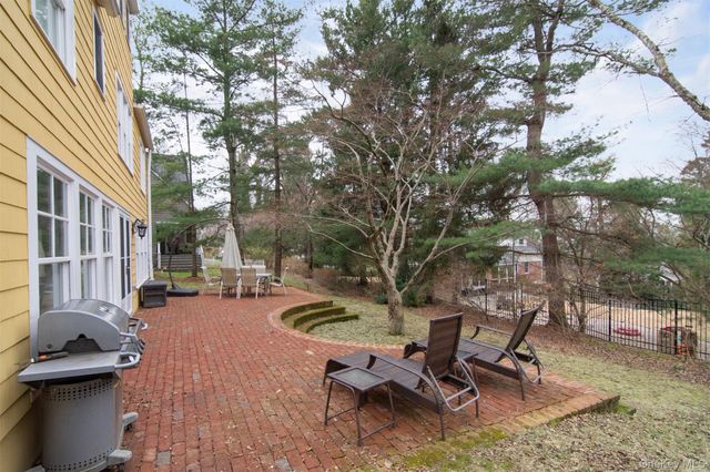 93 N Broadway, Irvington, NY 10533