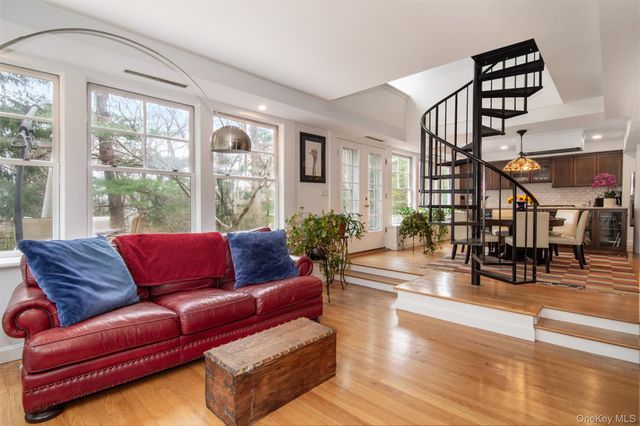 93 N Broadway, Irvington, NY 10533