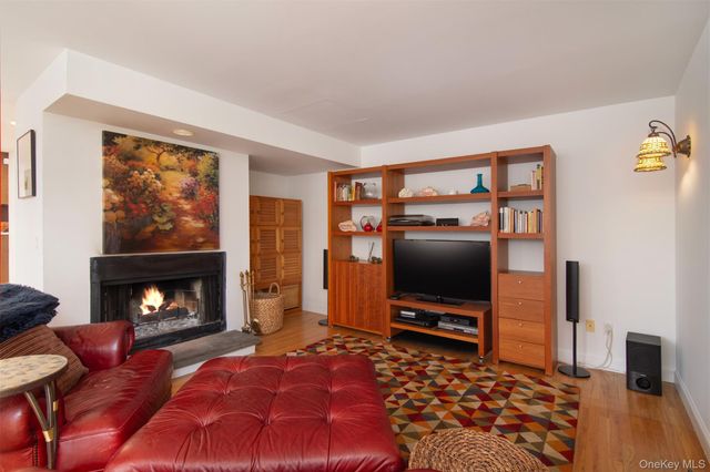 93 N Broadway, Irvington, NY 10533