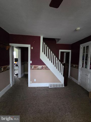 894 MAIN ST CANTON ST, Salem, NJ 08079