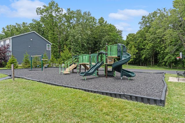 136 Cedar Creek Street, Delaware, OH 43015
