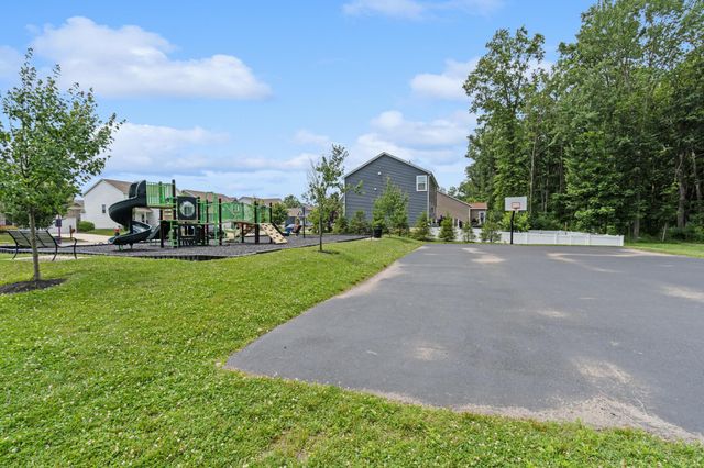 136 Cedar Creek Street, Delaware, OH 43015