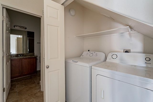 17223 N Cave Creek Road 7, Phoenix, AZ 85032