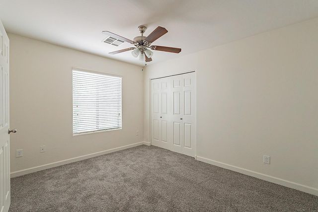 17223 N Cave Creek Road 7, Phoenix, AZ 85032