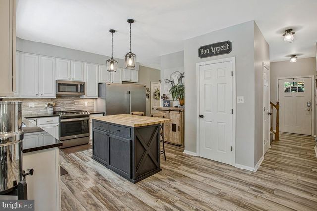 1035 KINGS CREEK DR, Saint Leonard, MD 20685