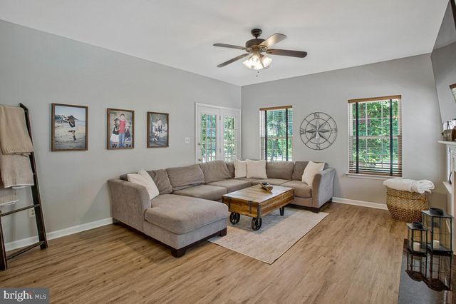 1035 KINGS CREEK DR, Saint Leonard, MD 20685