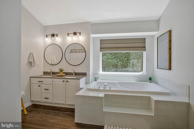 1035 KINGS CREEK DR, Saint Leonard, MD 20685