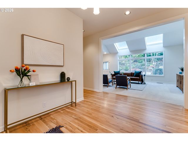 2572 W 28TH Ave, Eugene, OR 97405