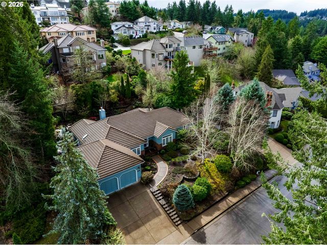 2572 W 28TH Ave, Eugene, OR 97405