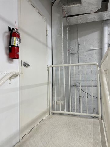 5930 NW 99th Ave 5, Doral, FL 33178