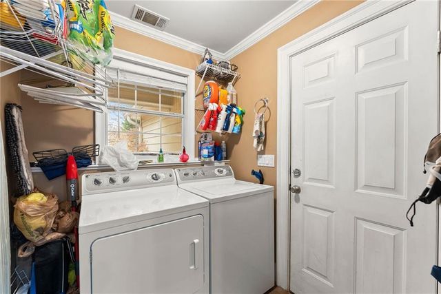 8450 Emerald Pointe Lane, Gainesville, GA 30506