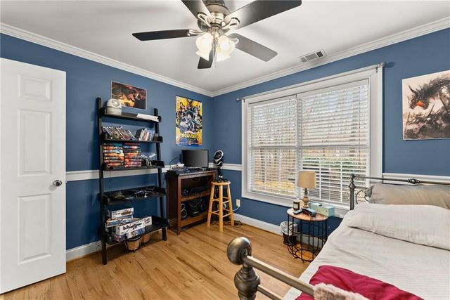 8450 Emerald Pointe Lane, Gainesville, GA 30506