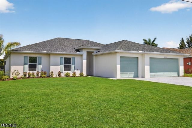 2323 SW 5th PL, Cape Coral, FL 33991