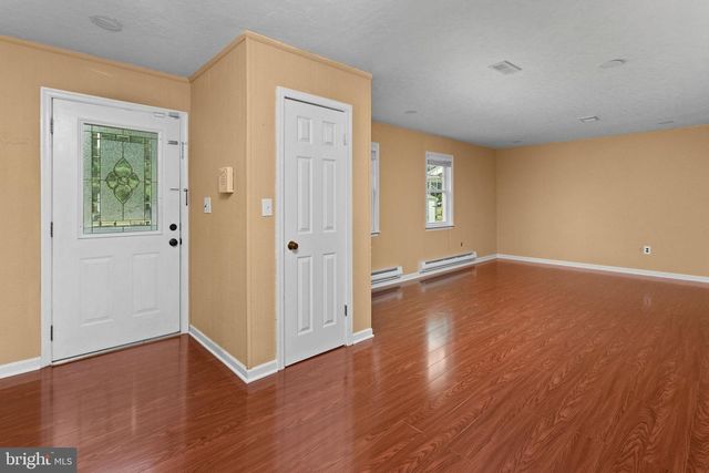 469 FLOCK RD, Hamilton, NJ 08619