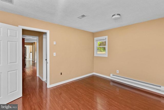 469 FLOCK RD, Hamilton, NJ 08619