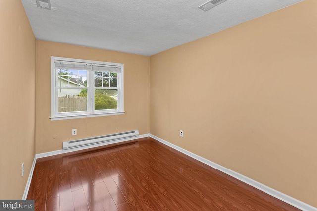 469 FLOCK RD, Hamilton, NJ 08619