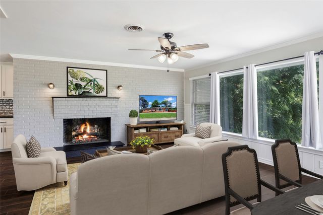 2323 Sutter Street, Dallas, TX 75216