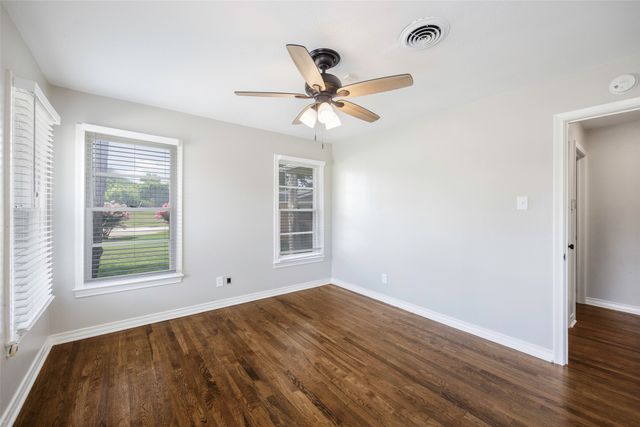 2323 Sutter Street, Dallas, TX 75216
