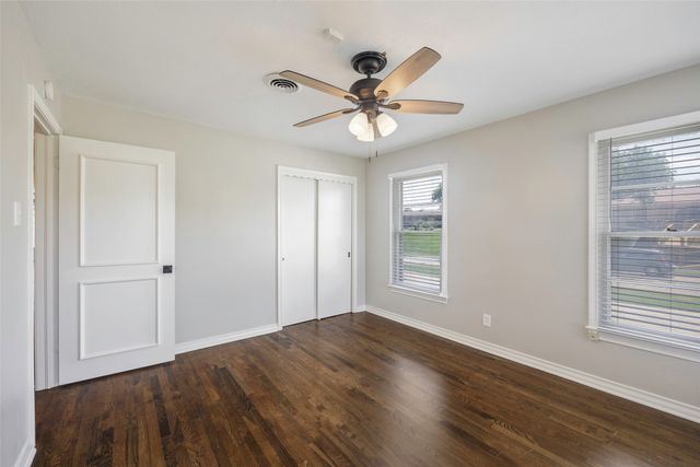 2323 Sutter Street, Dallas, TX 75216