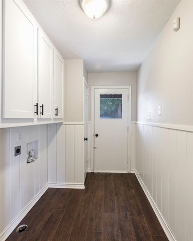 2323 Sutter Street, Dallas, TX 75216