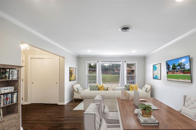 2323 Sutter Street, Dallas, TX 75216