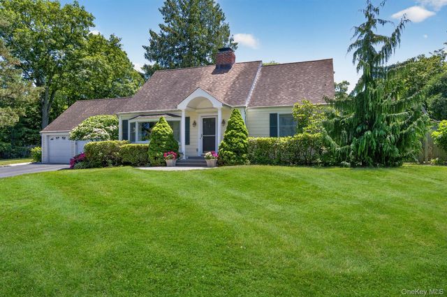 52 Cameron Drive, Huntington, NY 11743
