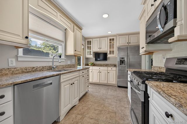52 Cameron Drive, Huntington, NY 11743