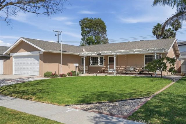 19802 Trident Lane, Huntington Beach, CA 92646